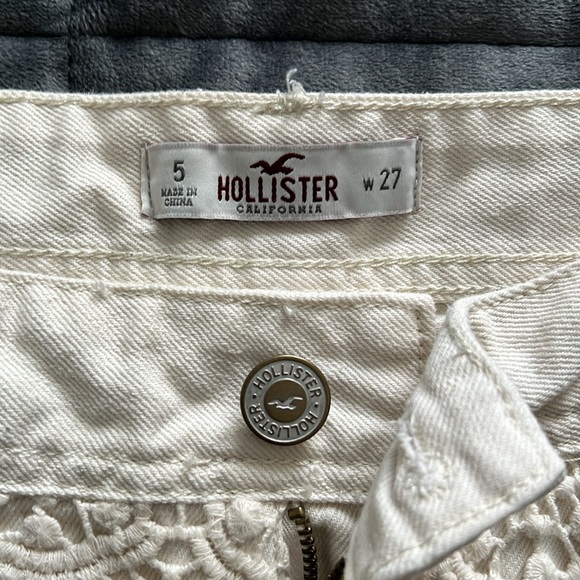 Shorts - Picture 3 of 3